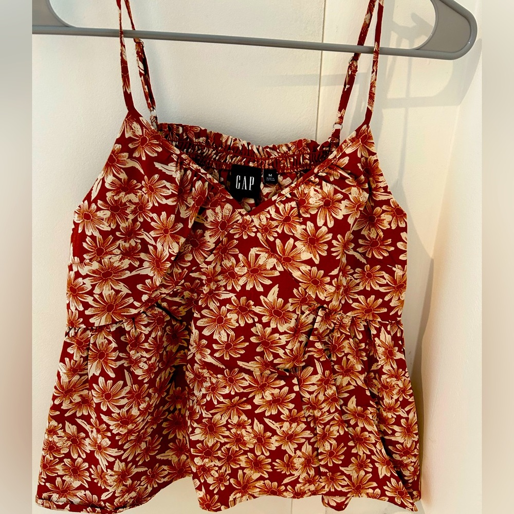 Gap cute country look tank!